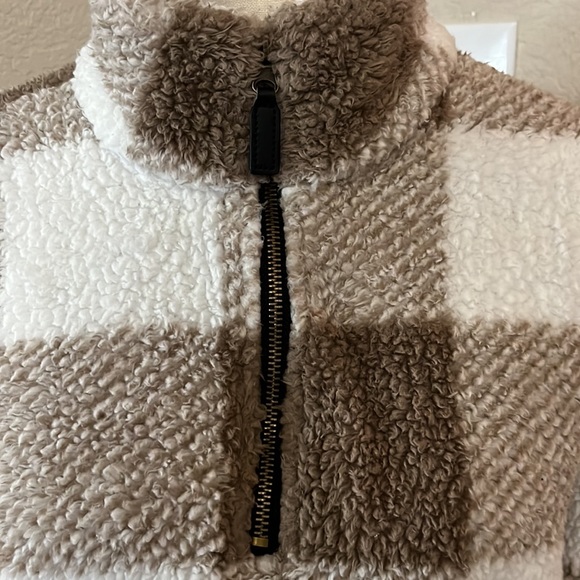 Teddy pullover tan plaid squares half zip jacket - Picture 10 of 17